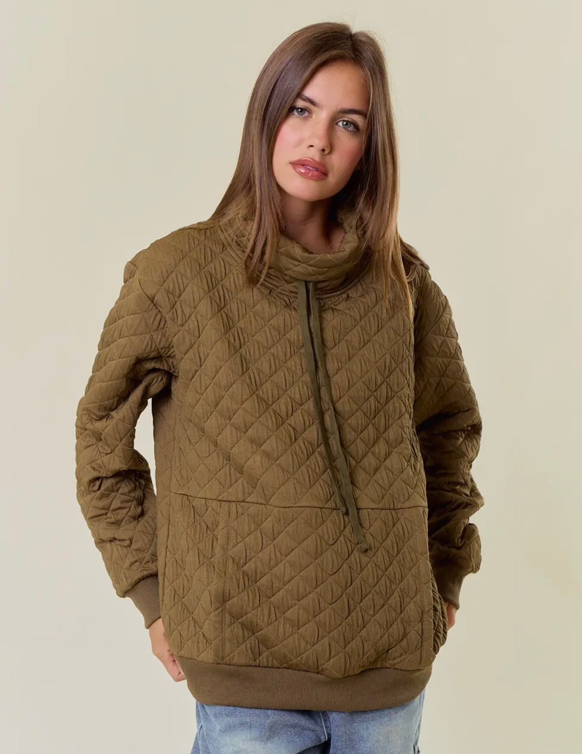 CURVY FUNNEL NECK QUILTED PULL OVER