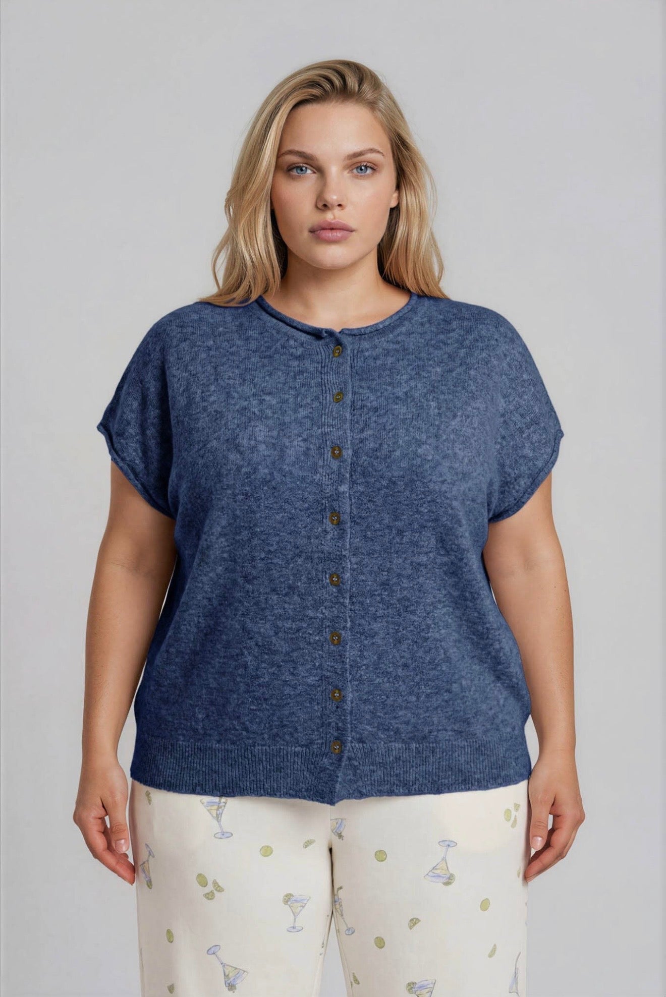Curvy Raw Edge Seamless Lightweight Cardigan