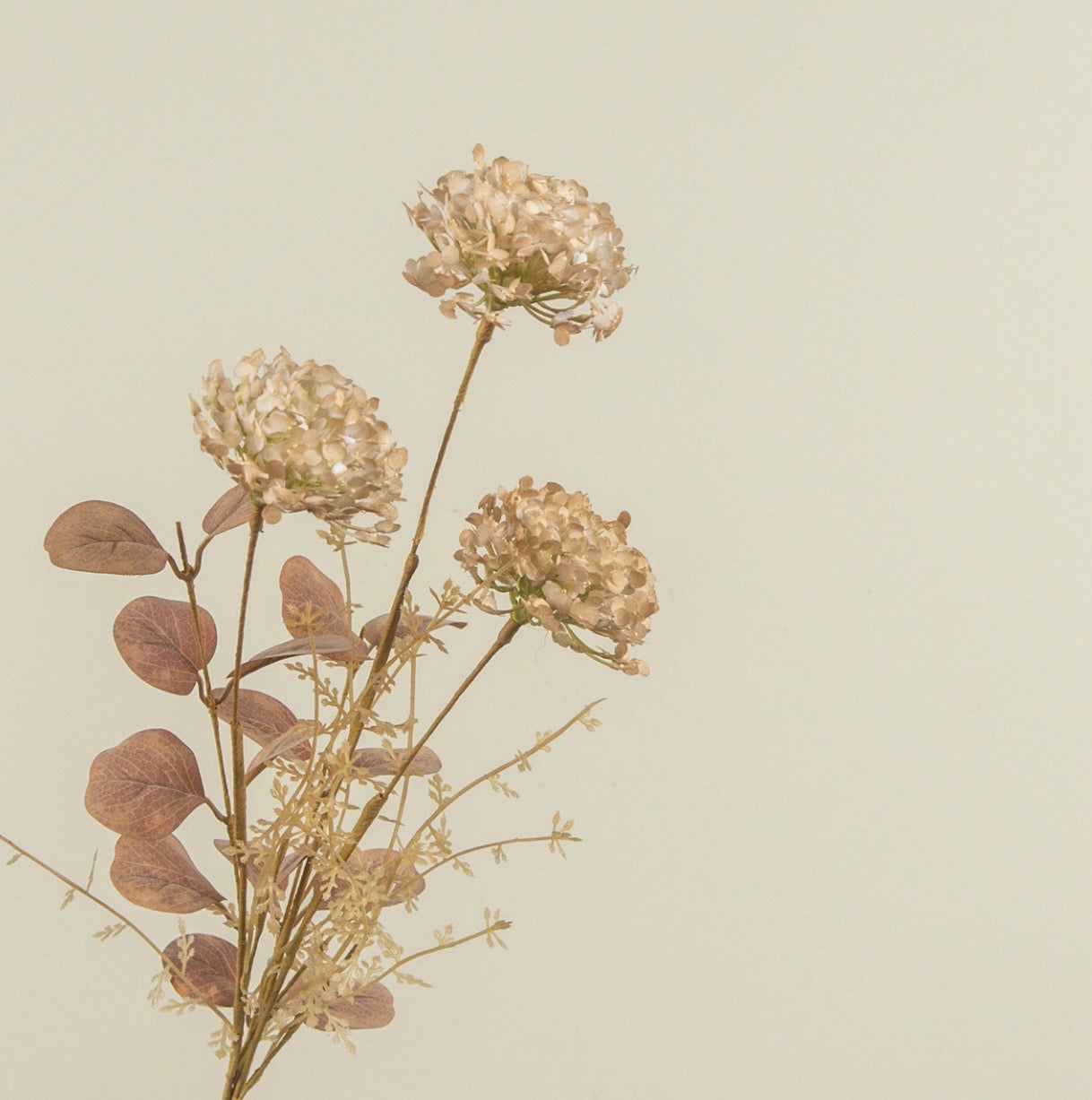 20.5" Dusty Cream Wildflower Spray