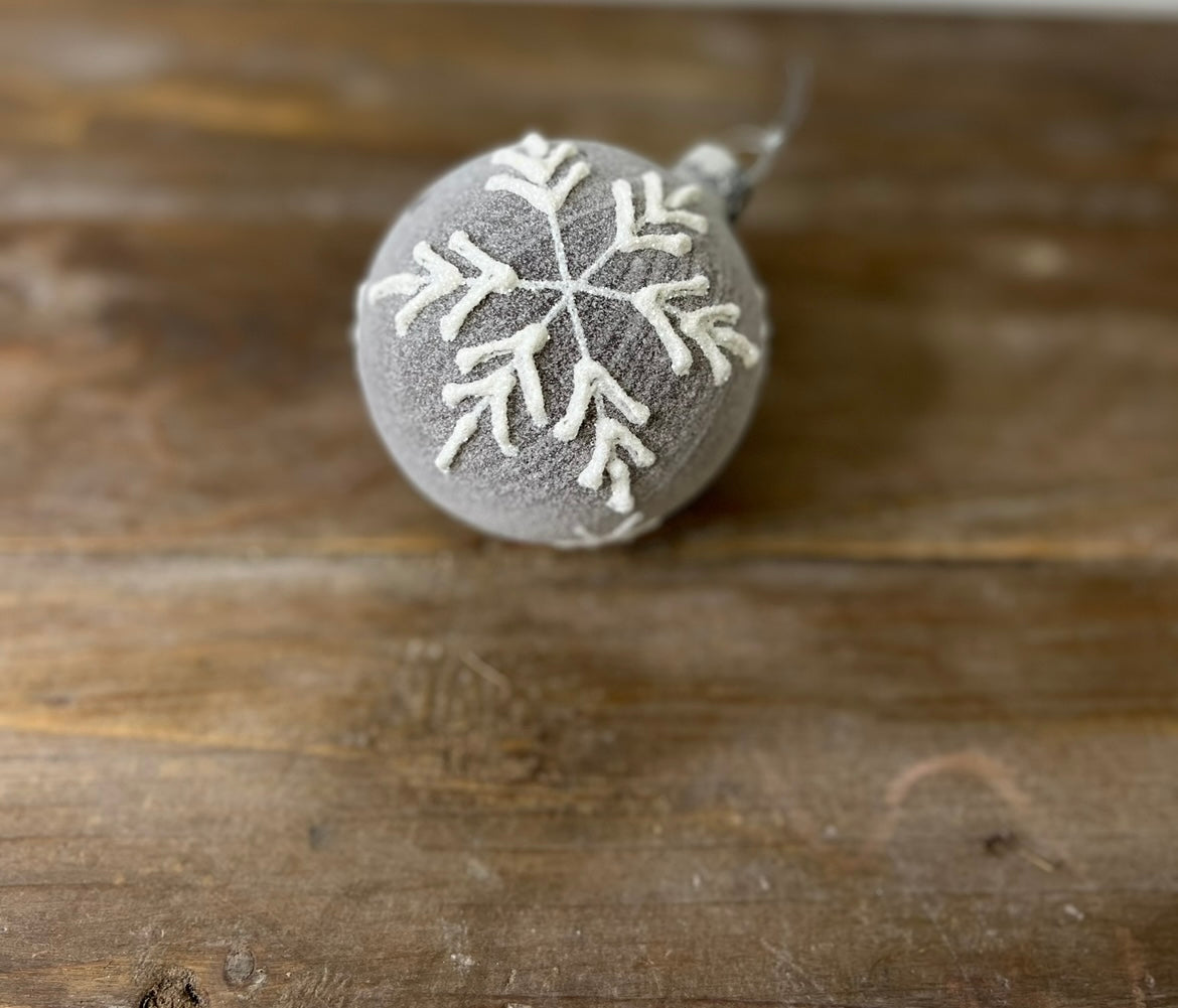 3.5" SNOWFLAKE ORNAMENT