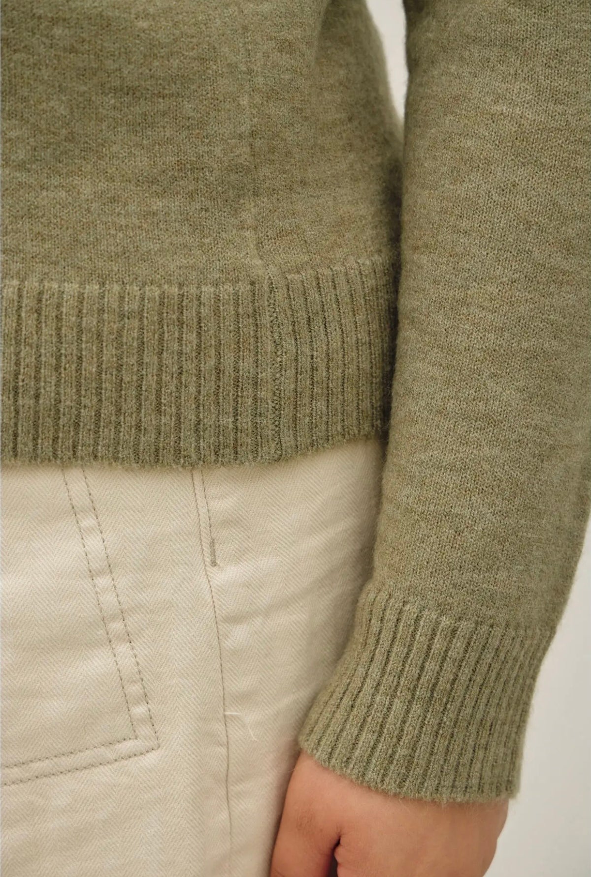 Curvy Ultrasoft Crewneck Sweater