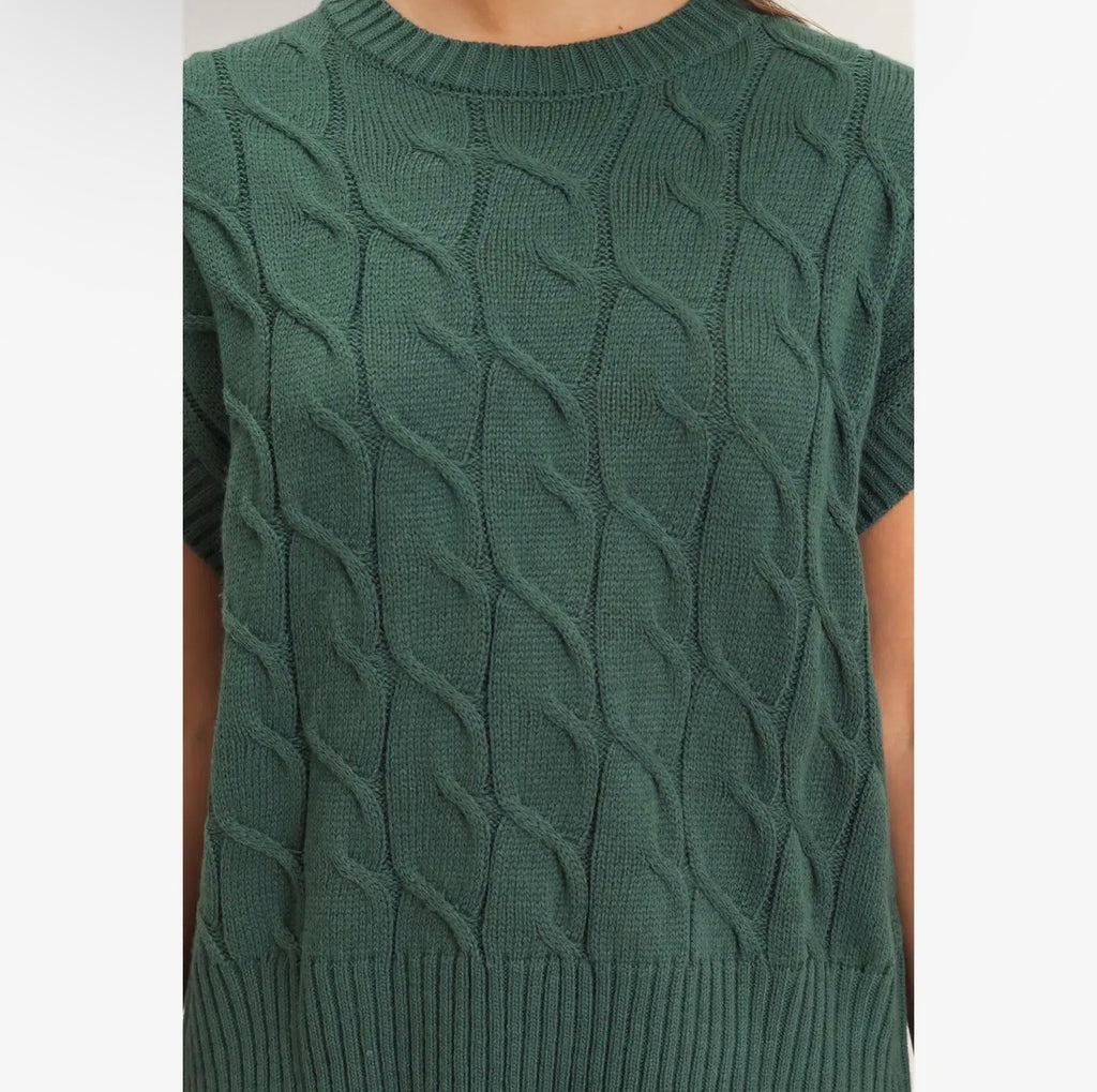 Cable Knit Cap Sleeve Sweater