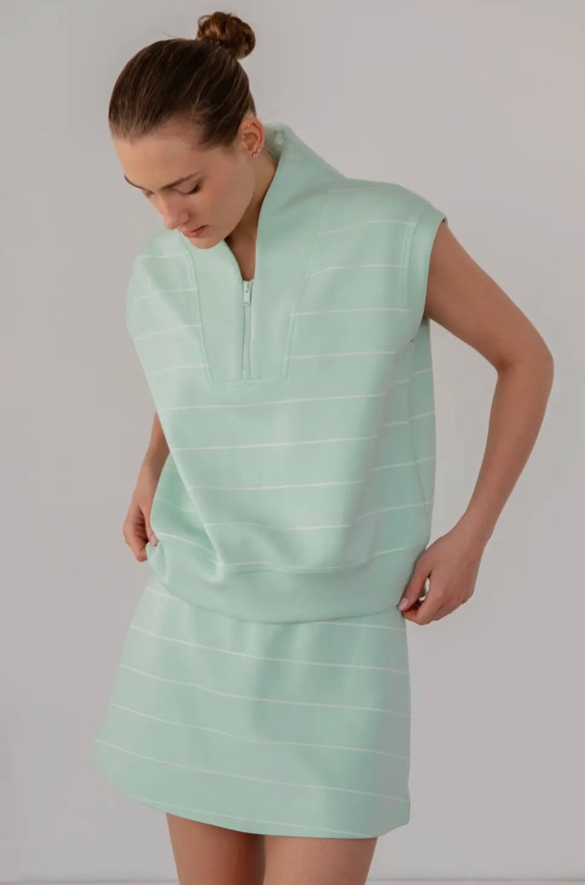 Modal Scuba Stripe V-neck Sleeveless Top