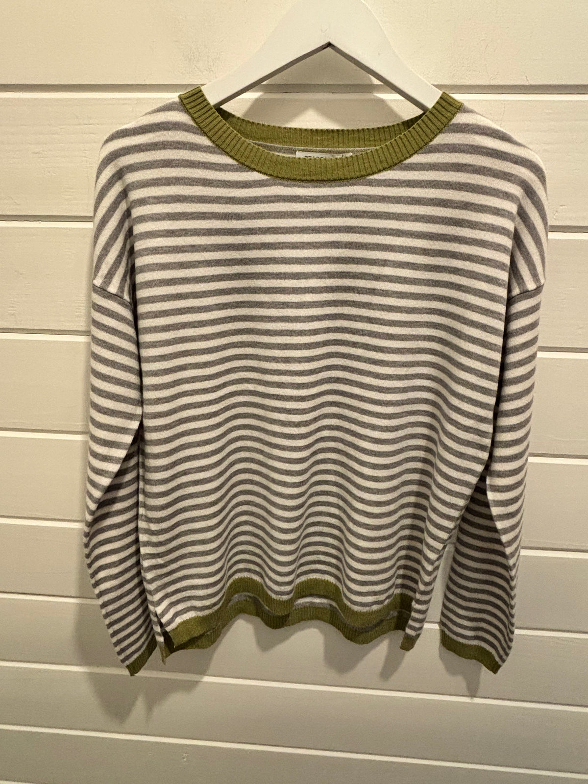 Contrast Color Crewneck Sweater