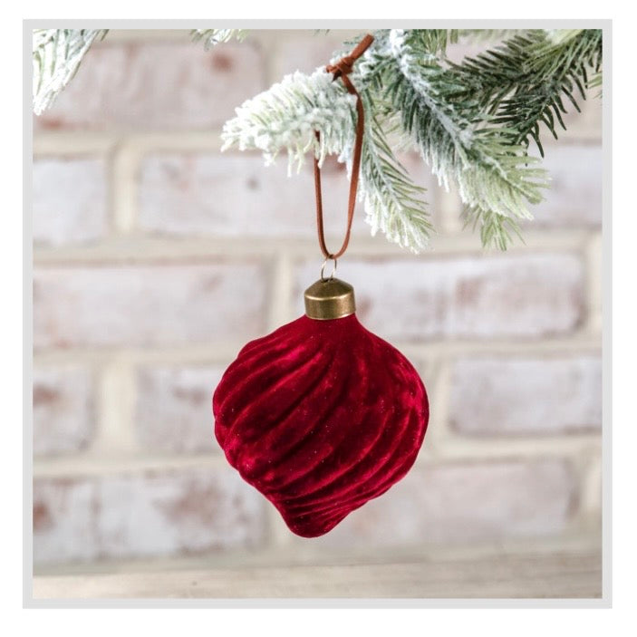 Red velvet Ornaments