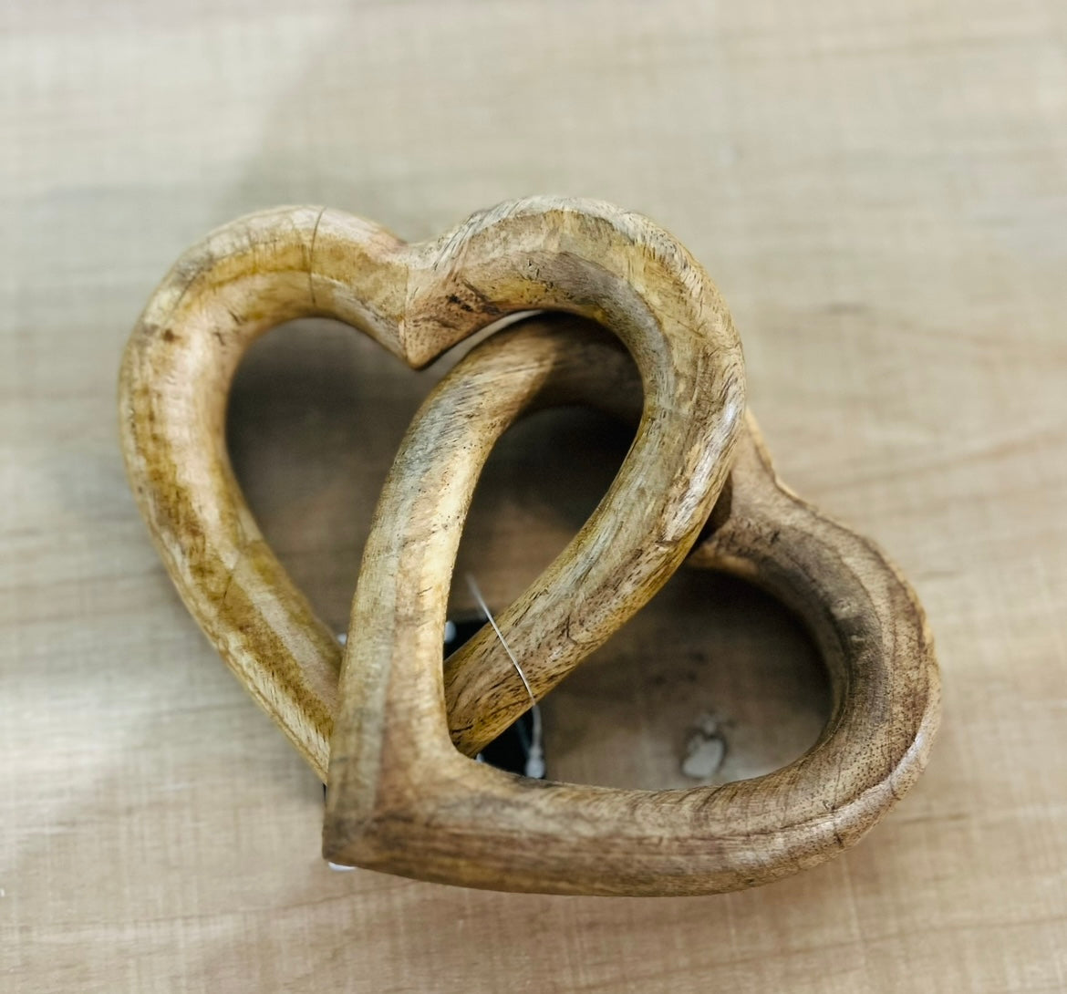 INTERLOCKING WOOD HEARTS