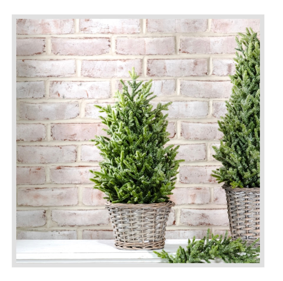 20" GLITTER TOPIARY IN BASKET