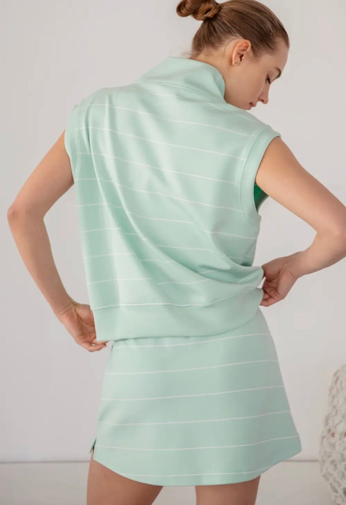 Modal Scuba Stripe V-neck Sleeveless Top