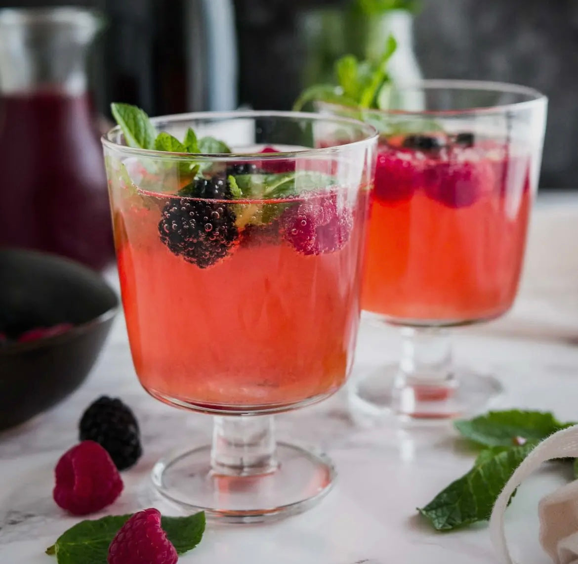 Noble Micks Singles Cocktails Wildberry Spritz