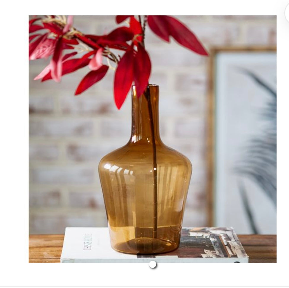 10.25" AMBER VASE