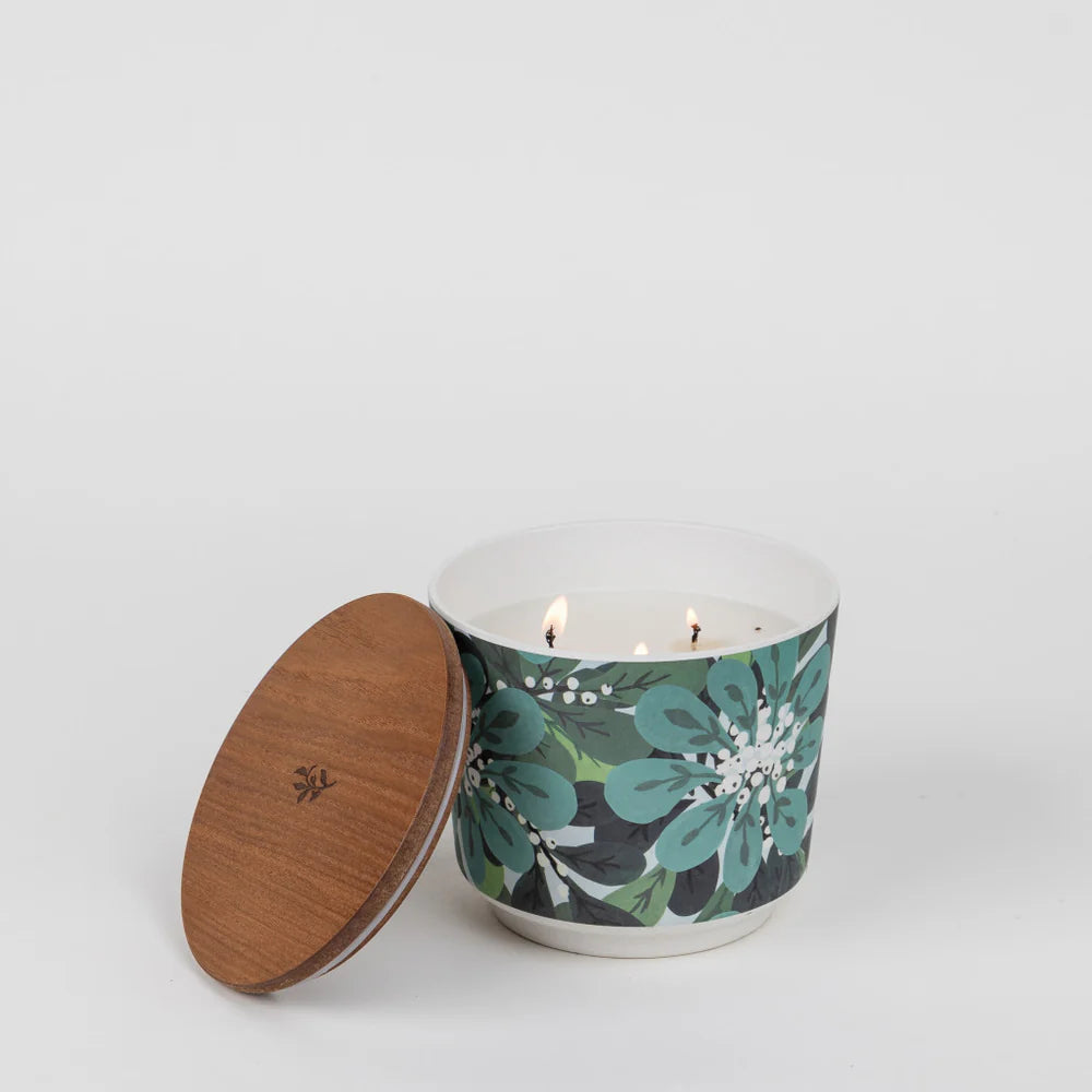 Greenleaf Shimmering Snowberry Patterned 3 Wick Candle