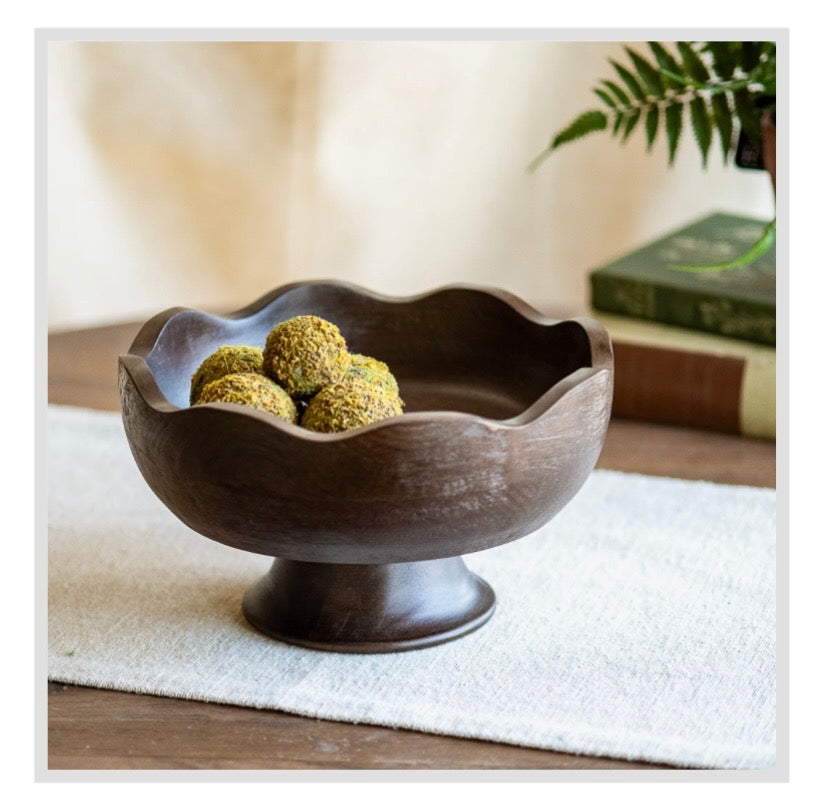 9.5"'Carved Mango Wood Raised Bowl