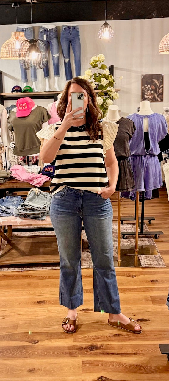 Kut Kelsey High-Rise Fab Ab Ankle Flare Jean