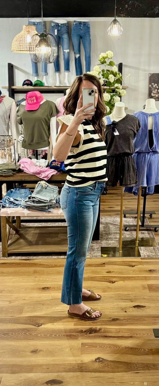 Kut Kelsey High-Rise Fab Ab Ankle Flare Jean