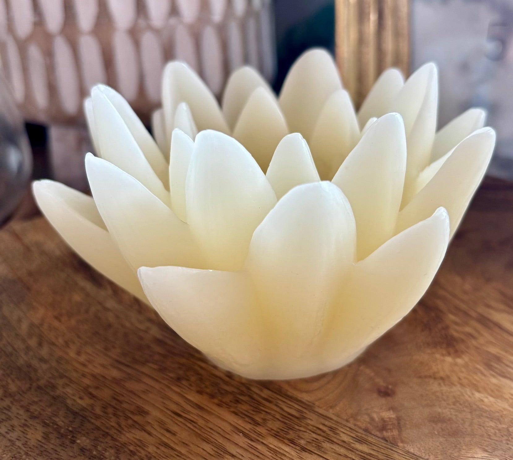 Cream LED Candle flower