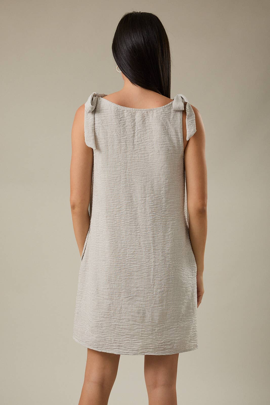 BOAT NECK SLEEVELESS SHOULDER TIE MINI DRESS