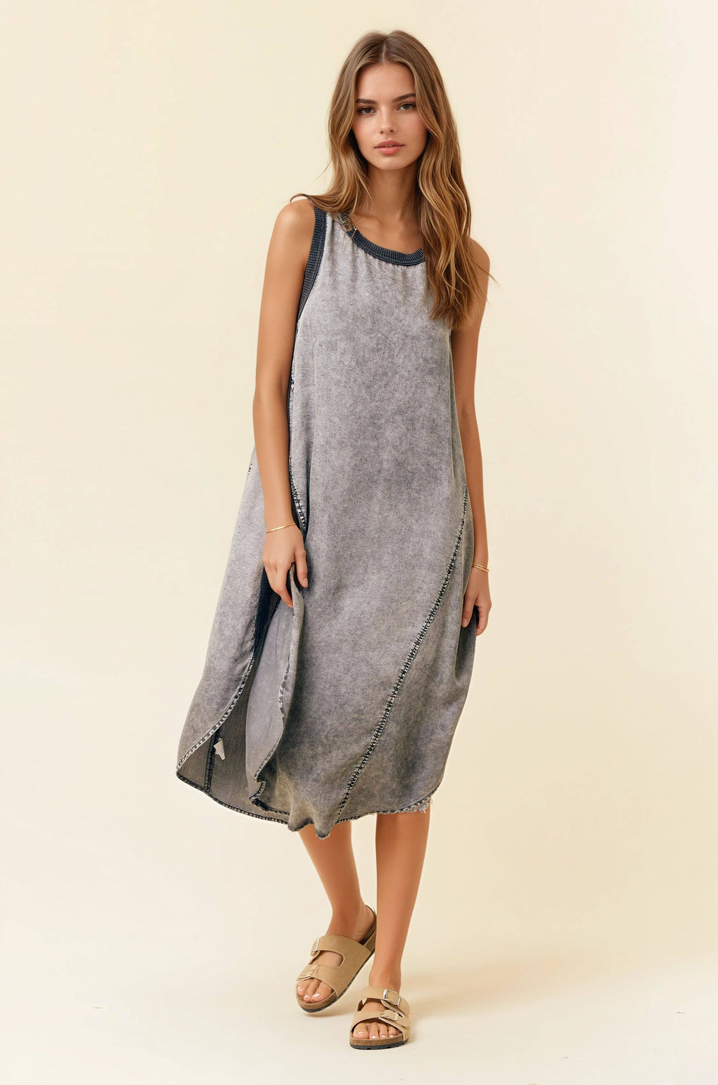 ROUND NECK SLEEVELESS DENIM MIDI DRESS W/ ROUND HEM