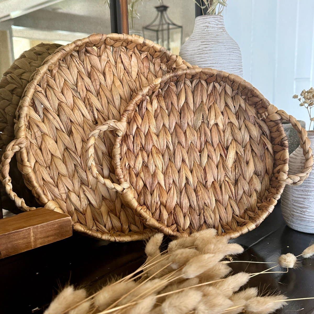 Round Handled Water Hyacinth Trays