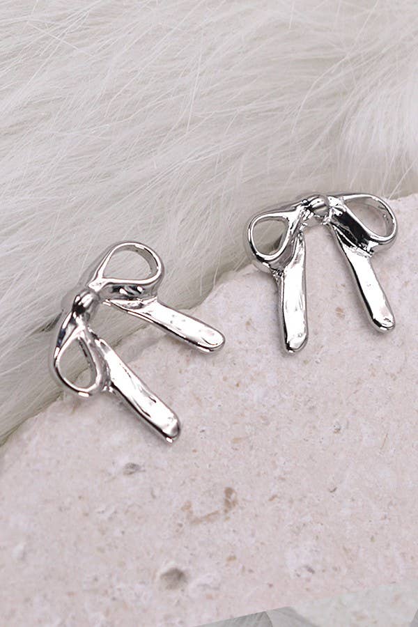 BOW STUD EARRING