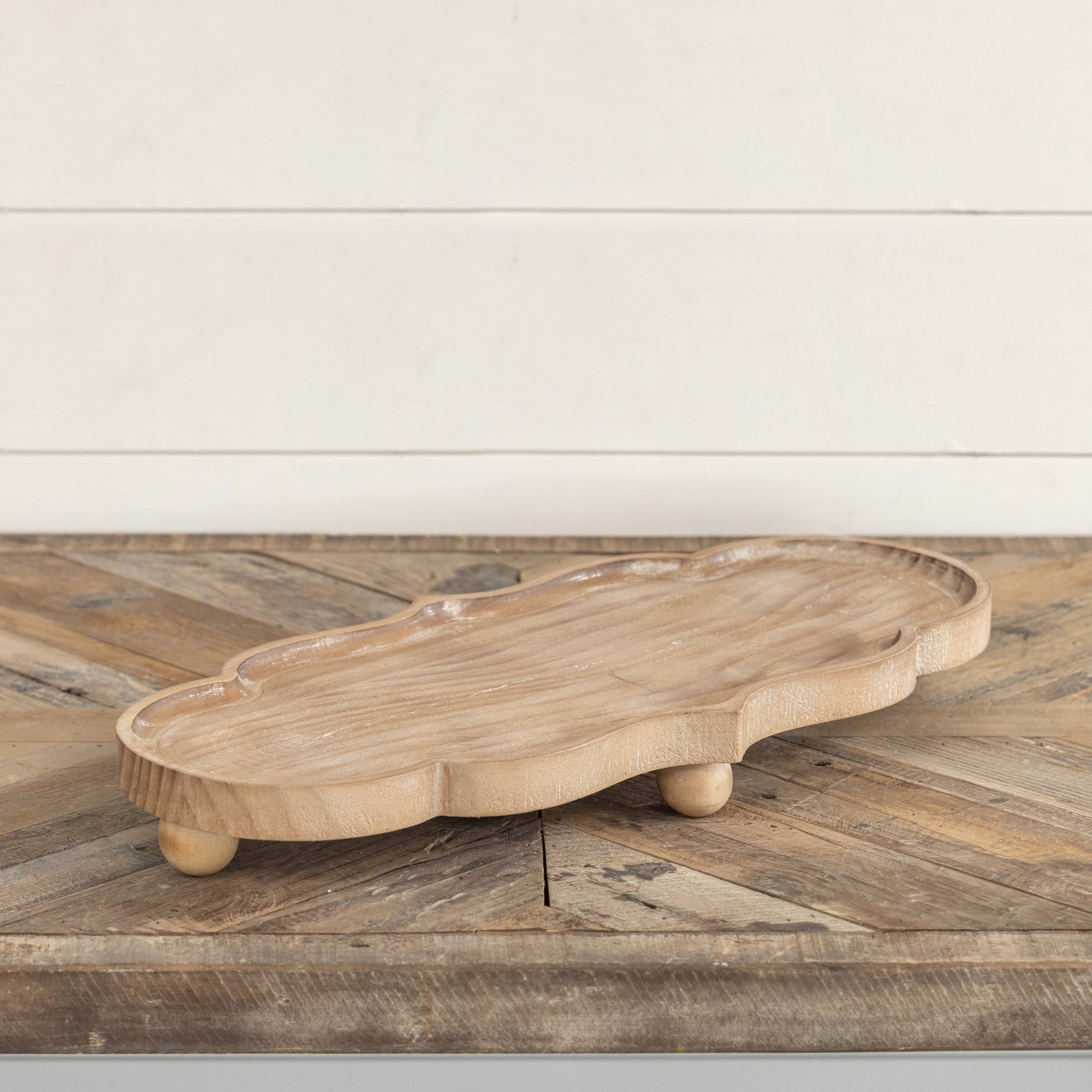 18.25" Scalloped Wood Tray