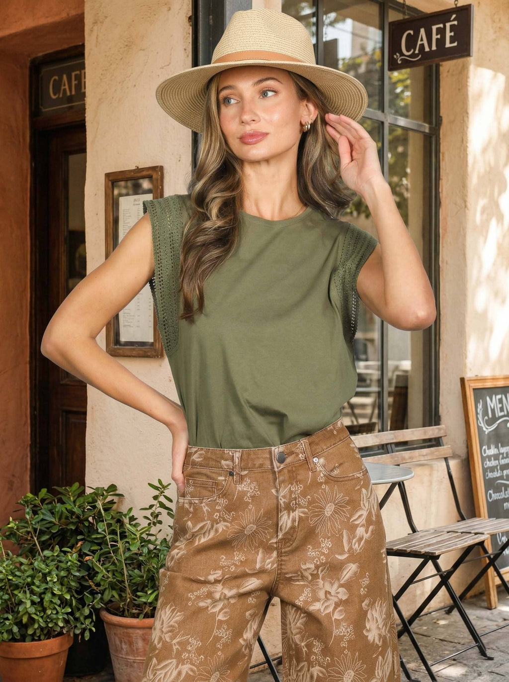 Trim Detail Sleeveless Top