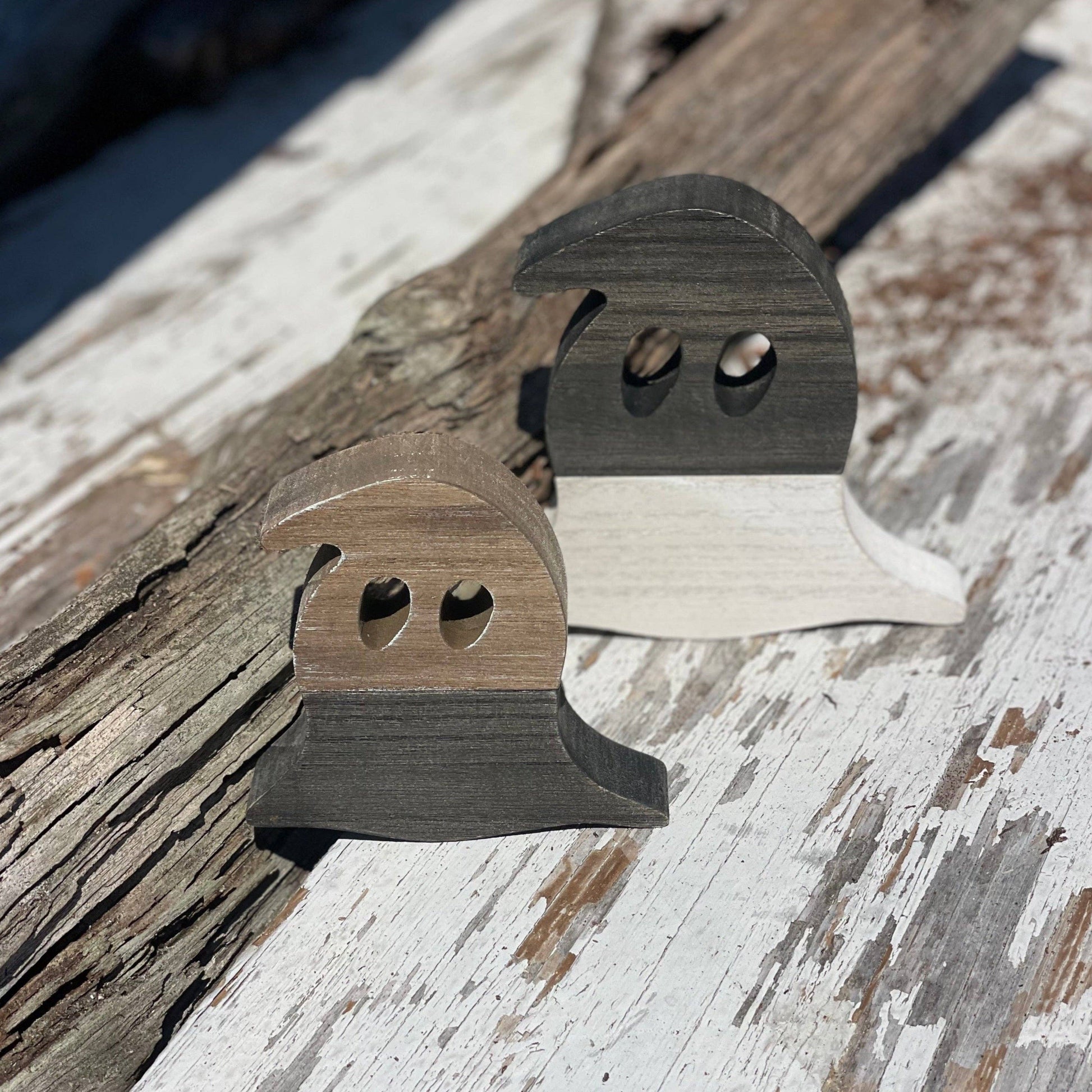 Wood/Black Halloween Plank Ghost
