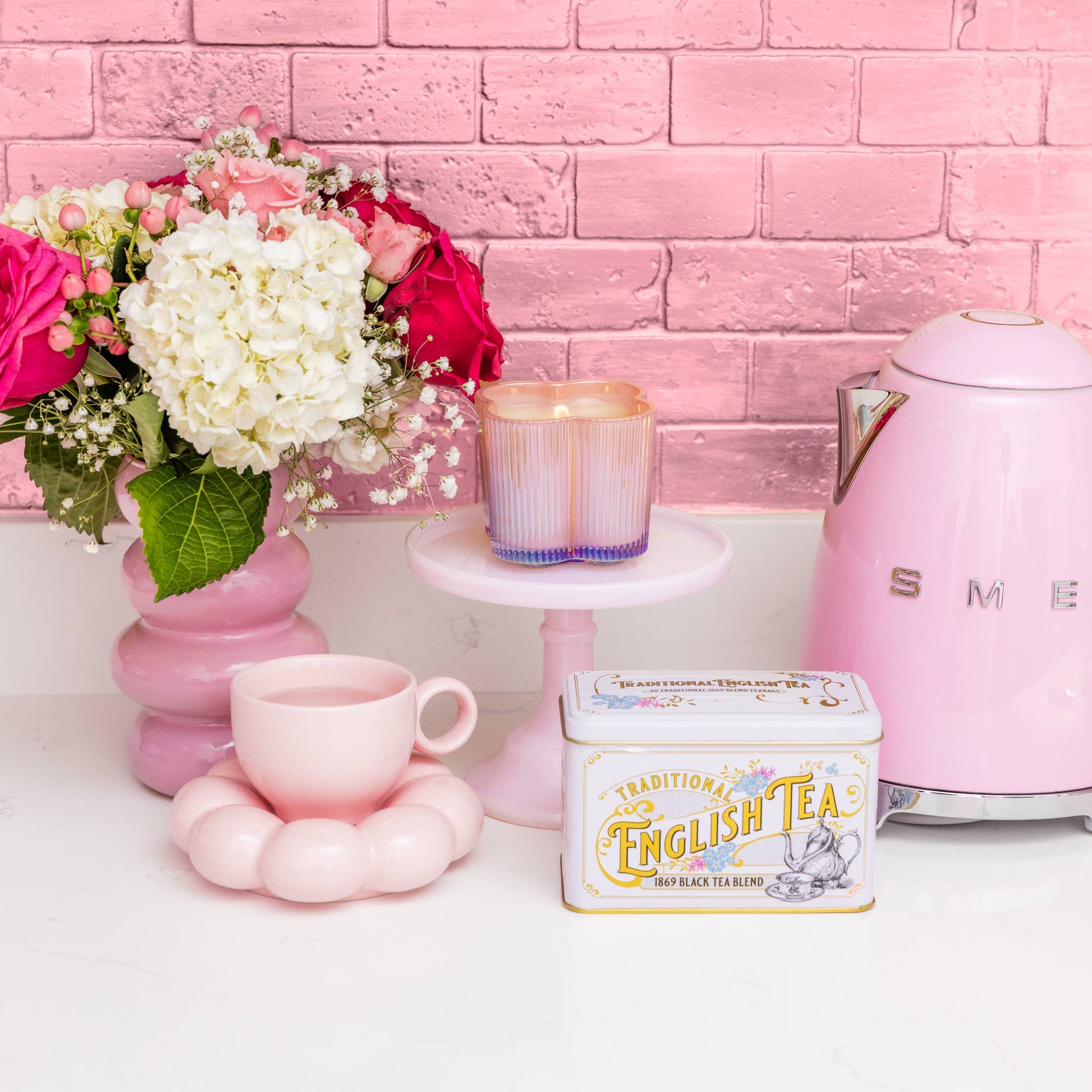 Sweet Grace Collection pink flower Candle