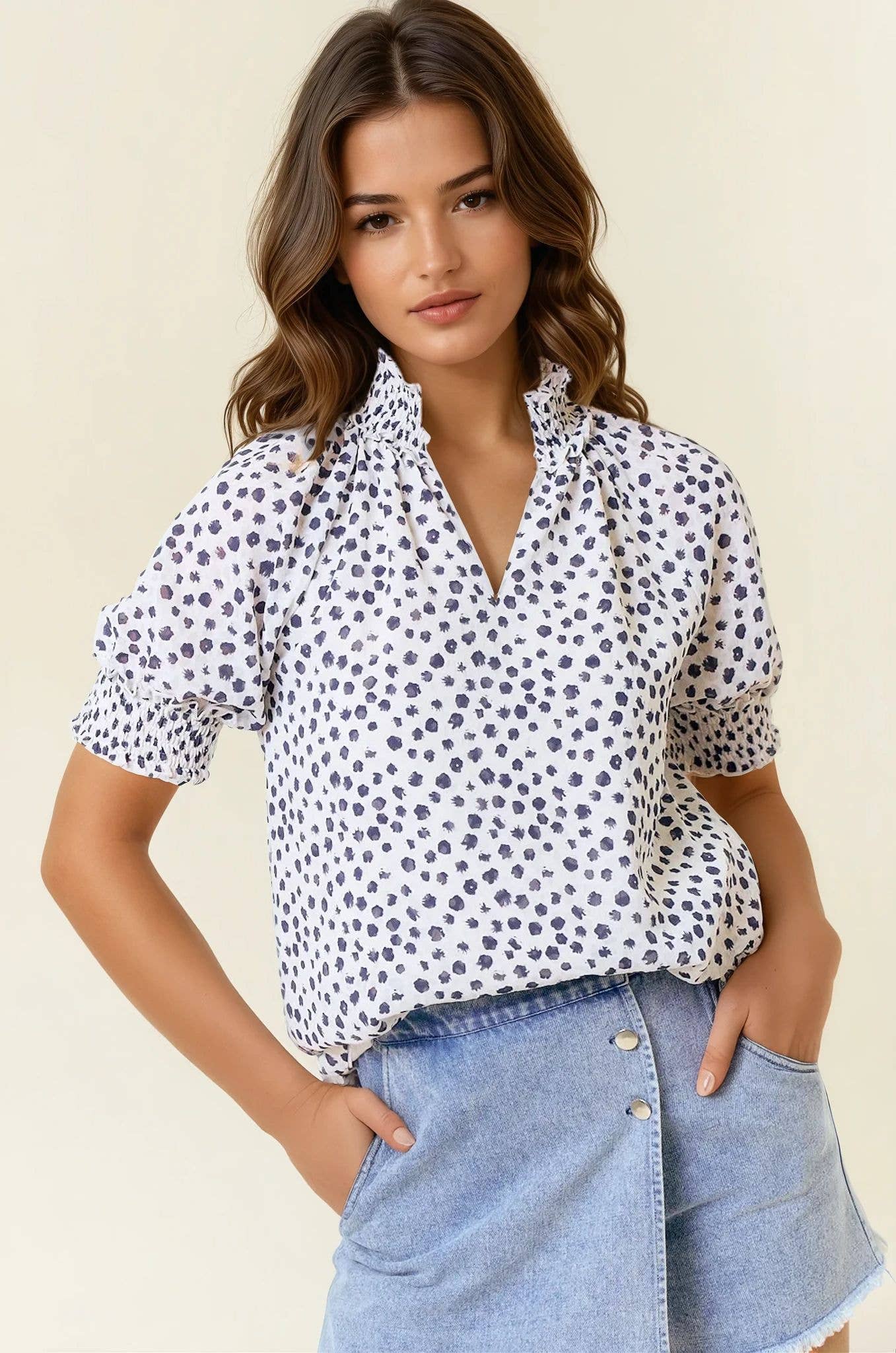 JACQUARD DOT PRINT SHORT SLEEVE BLOUSE