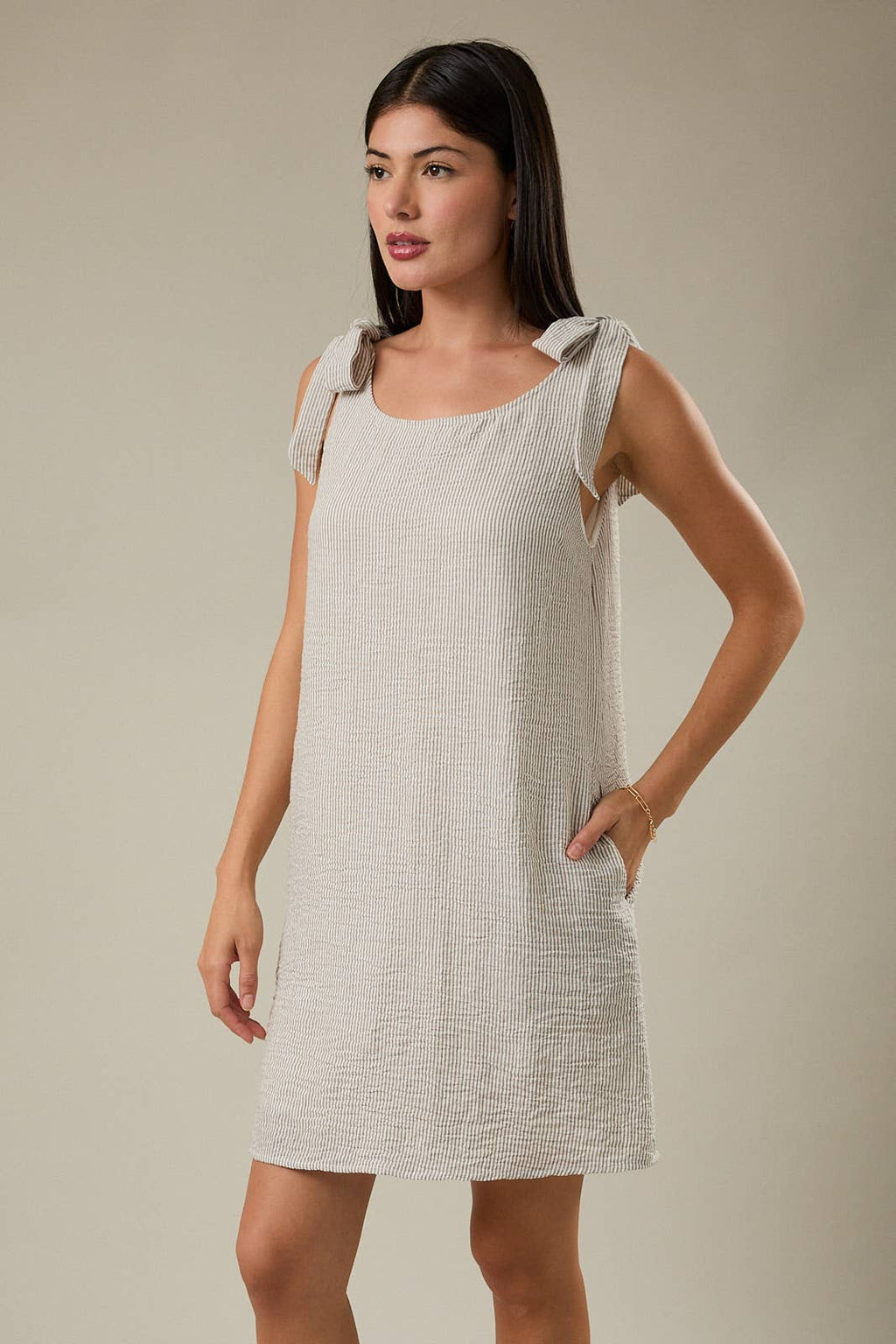 BOAT NECK SLEEVELESS SHOULDER TIE MINI DRESS