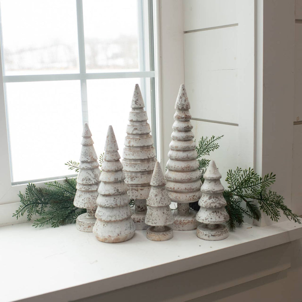 6" WHITE 4 LAYER TREE