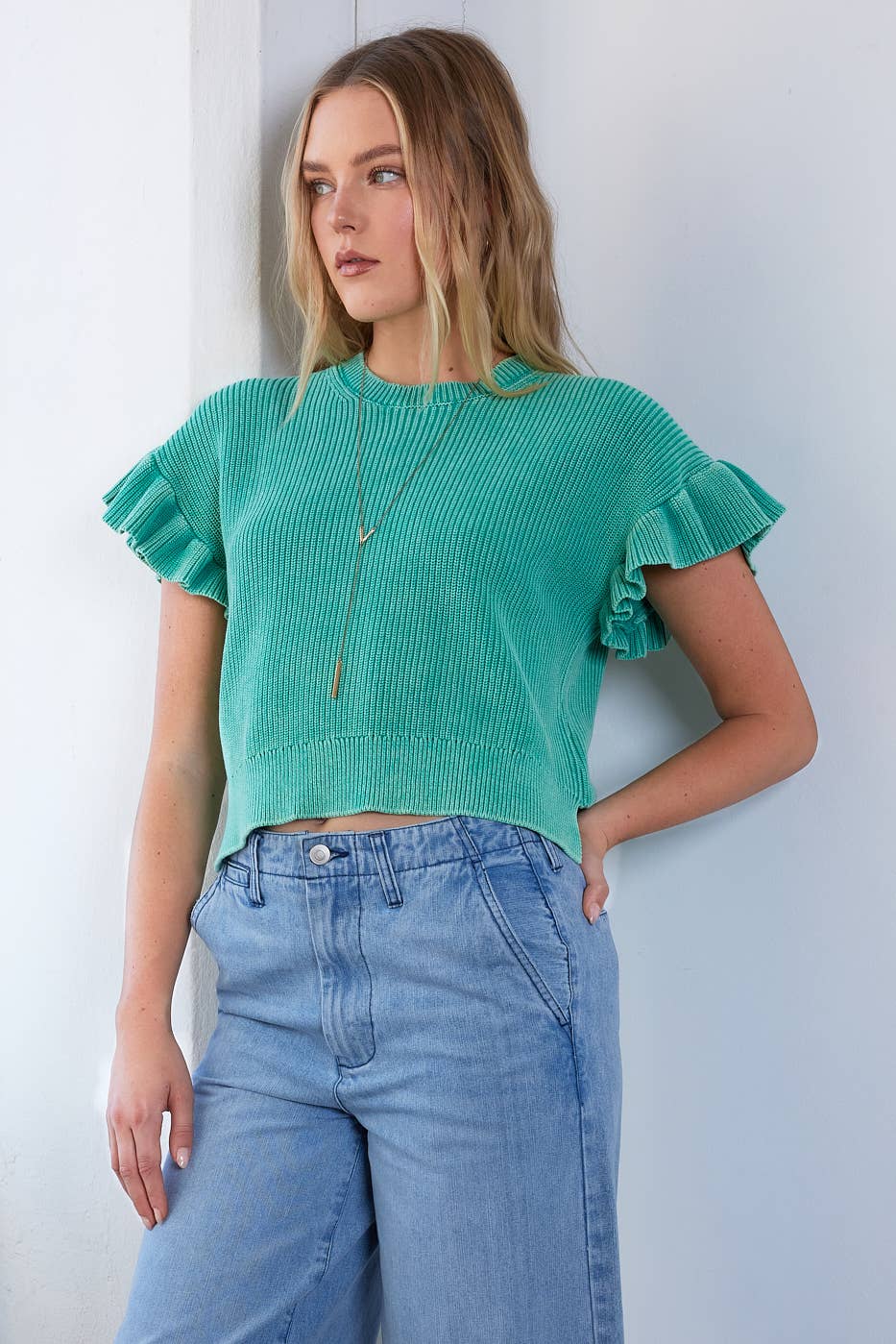 MINERAL WASH RUFFLE SHORT SLEEVE SWEATER TOP