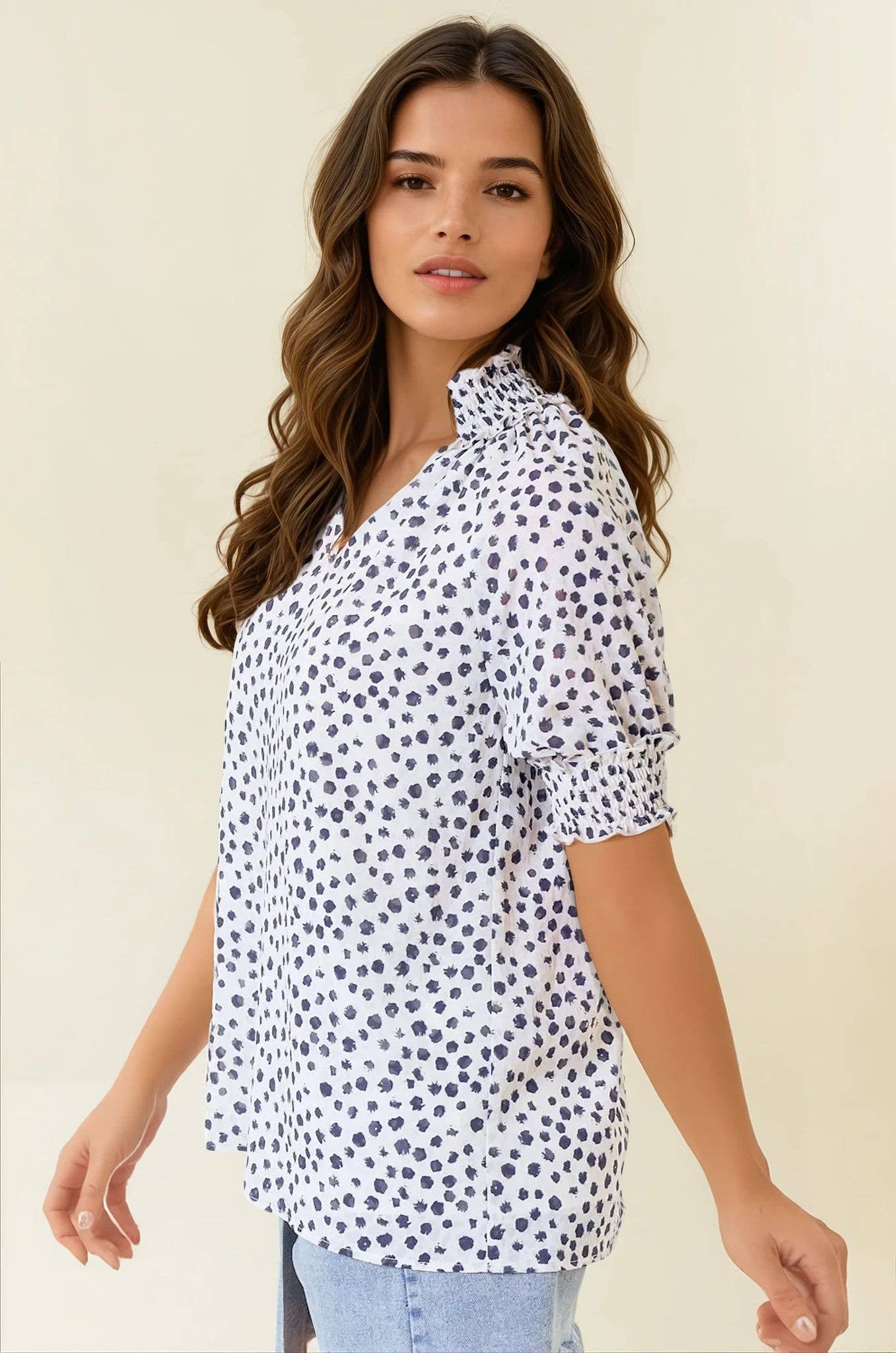 JACQUARD DOT PRINT SHORT SLEEVE BLOUSE