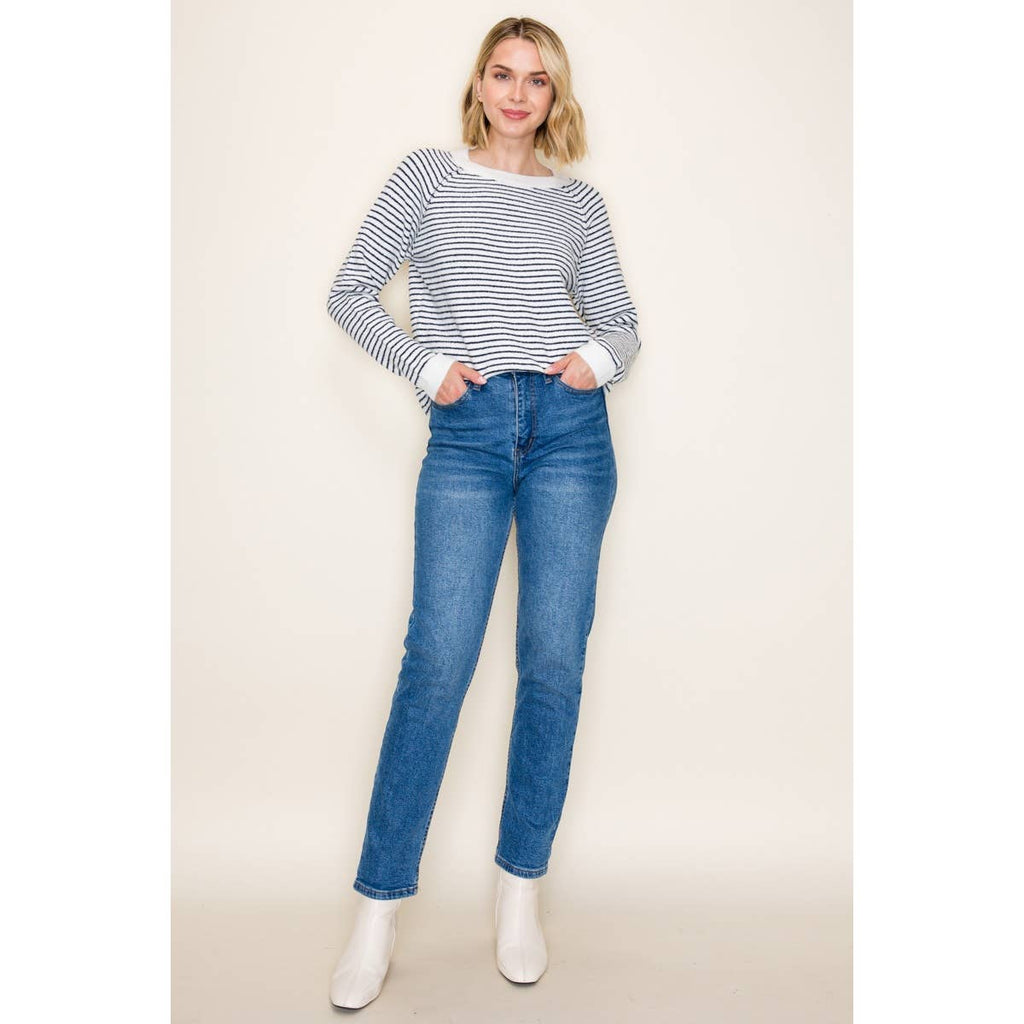 STRIPED PULLOVER SWEATER