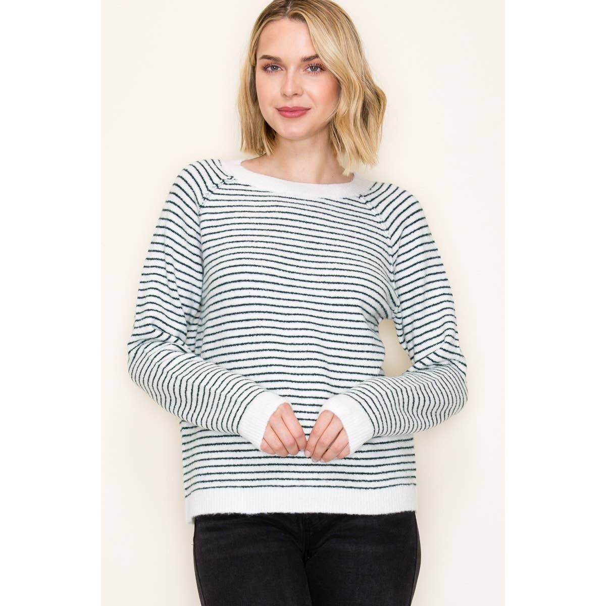 STRIPED PULLOVER SWEATER
