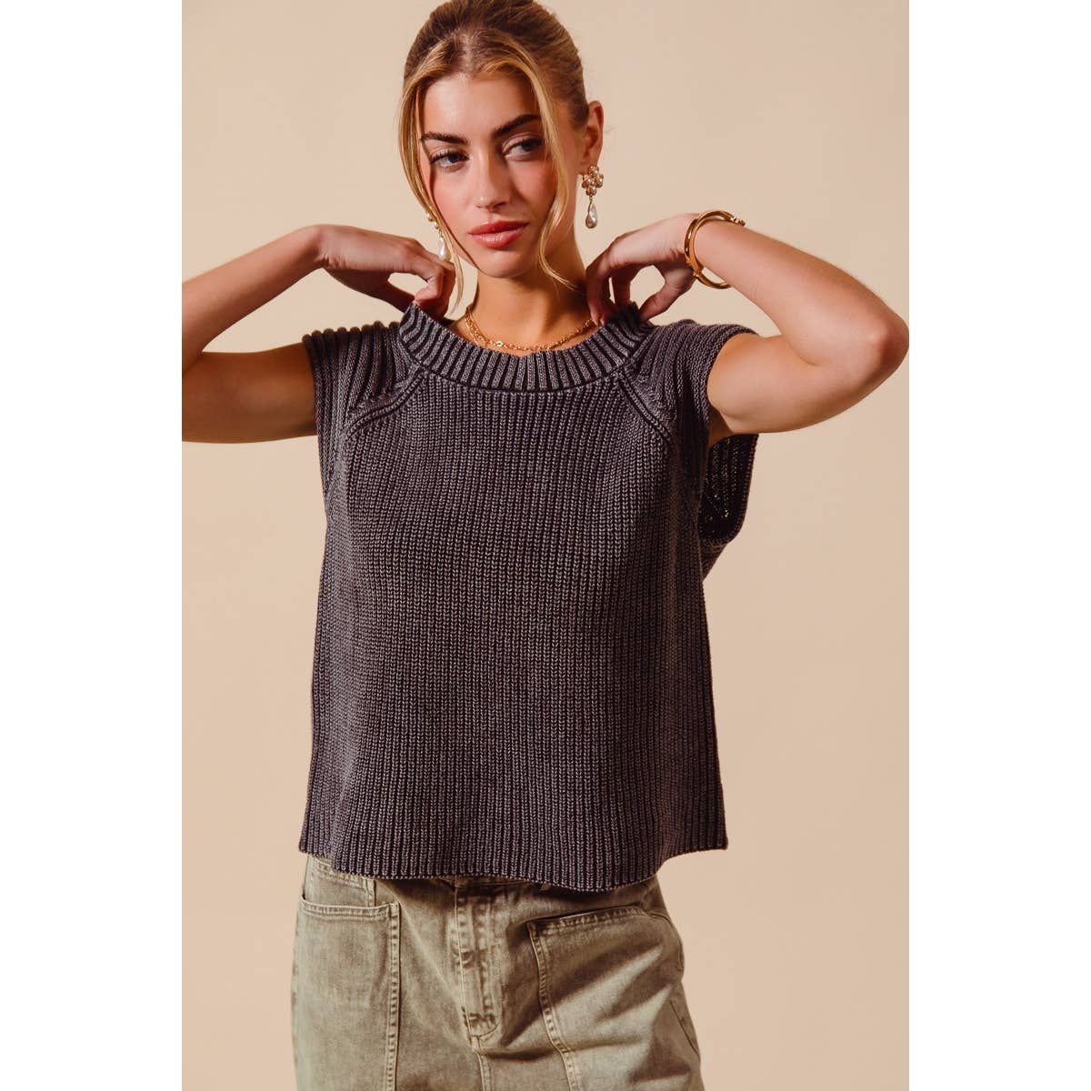 MINERAL WASHED RAGLAN SLEEVELESS SWEATER TOP