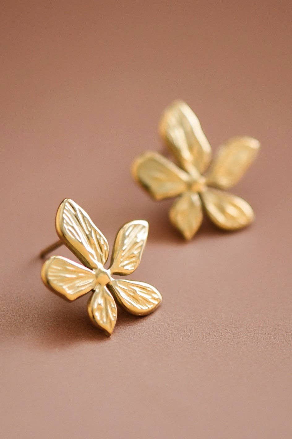 18K Gold Plated Waterproof Stainless Steel Flower Stud Earrings