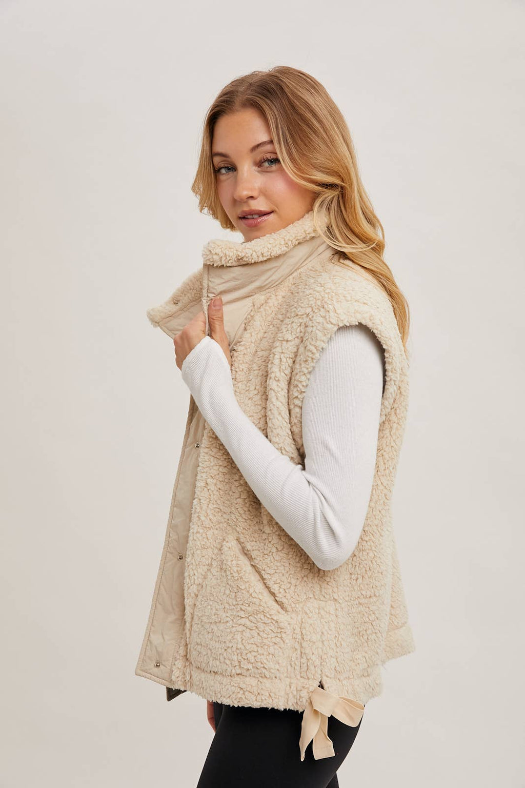 BUTTON DOWN MOCK NECK FLEECE SHERPA VEST