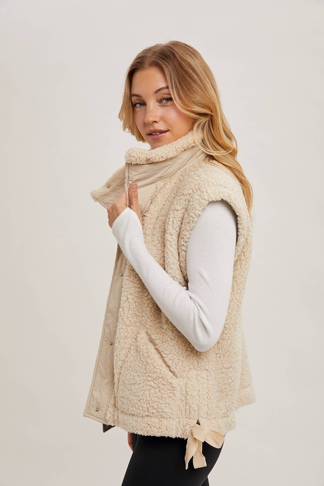BUTTON DOWN MOCK NECK FLEECE SHERPA VEST