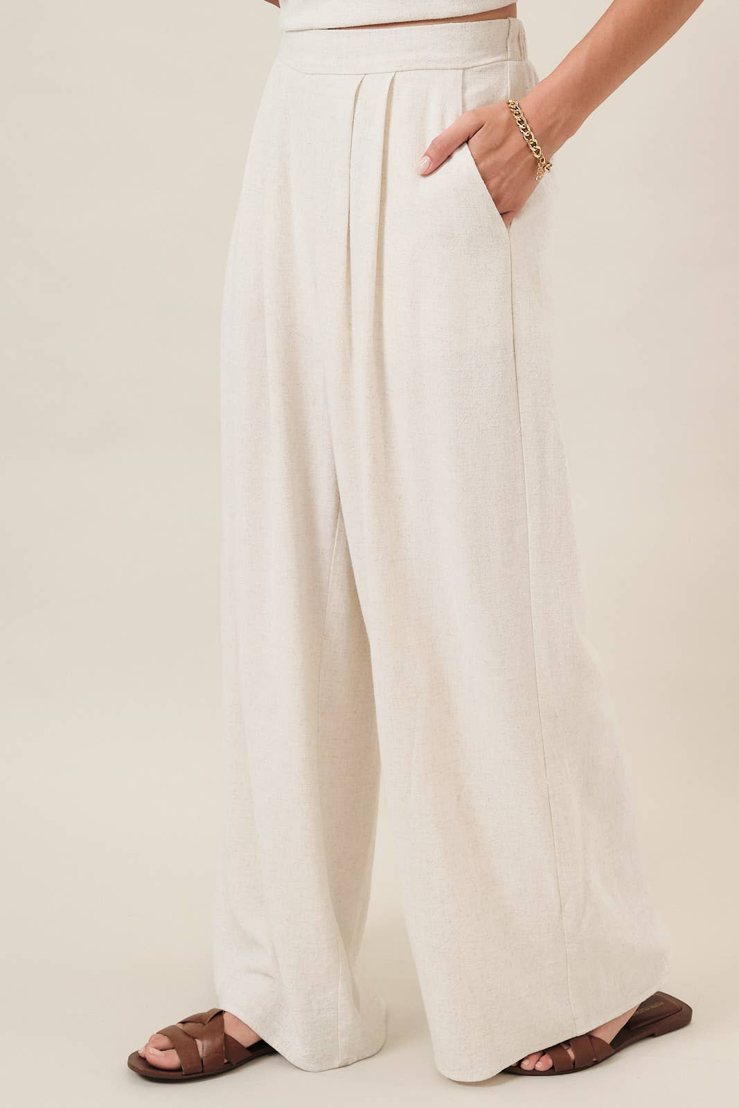 PLEATED DETAIL WIDE LEG LINEN PANTS