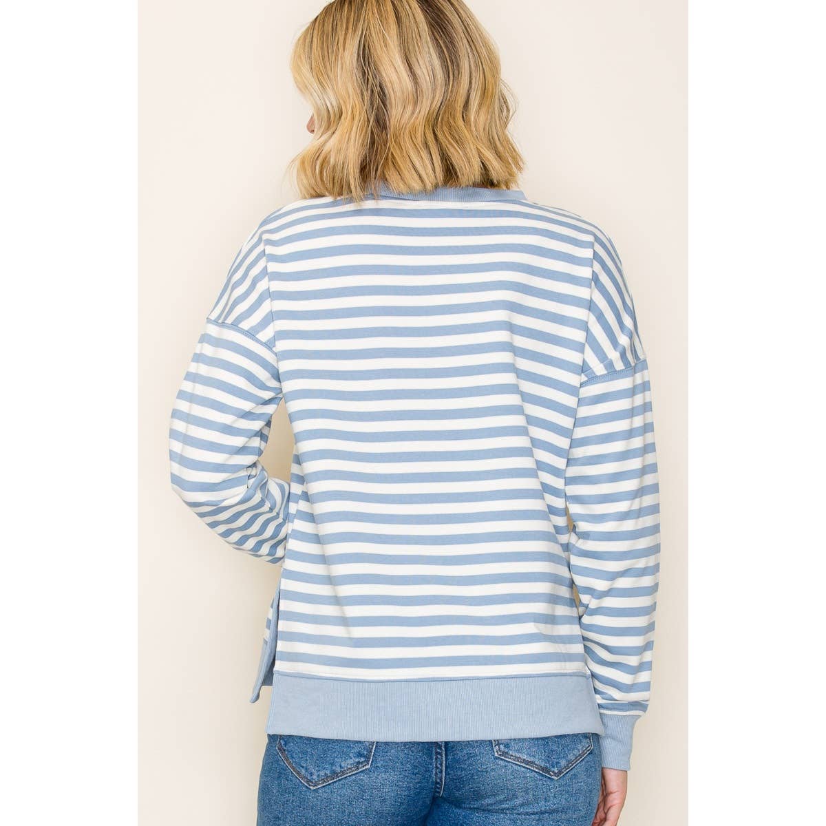 STRIPED SWEATSHIRT
