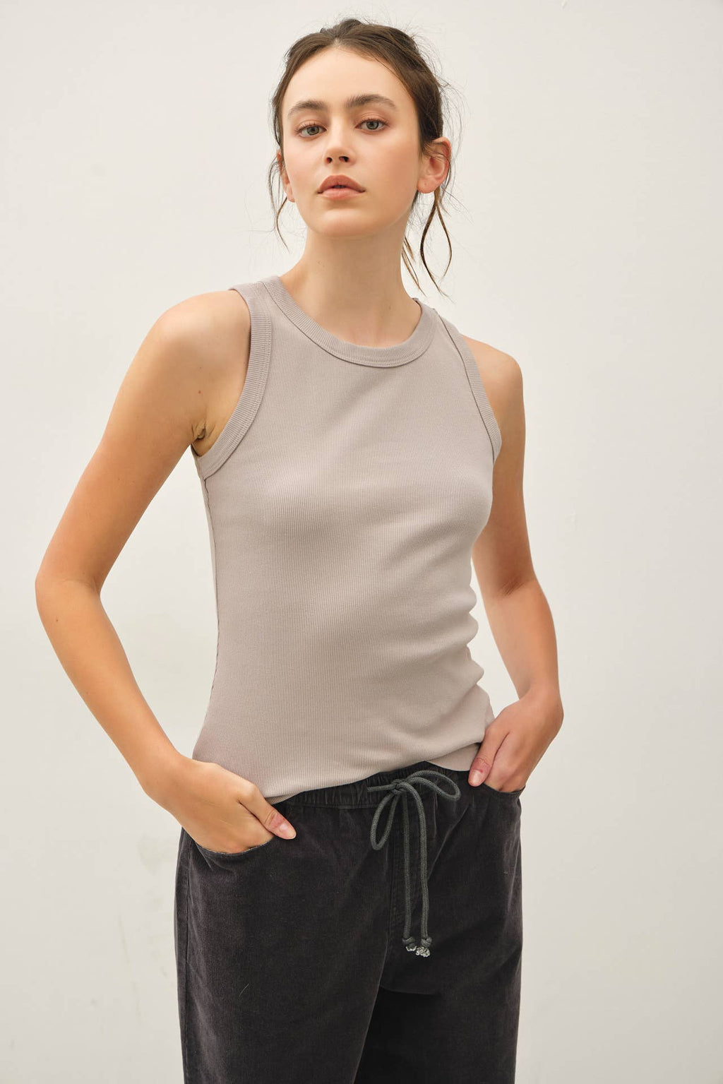 COTTON GARMENT DYED ROUND NECK TANK