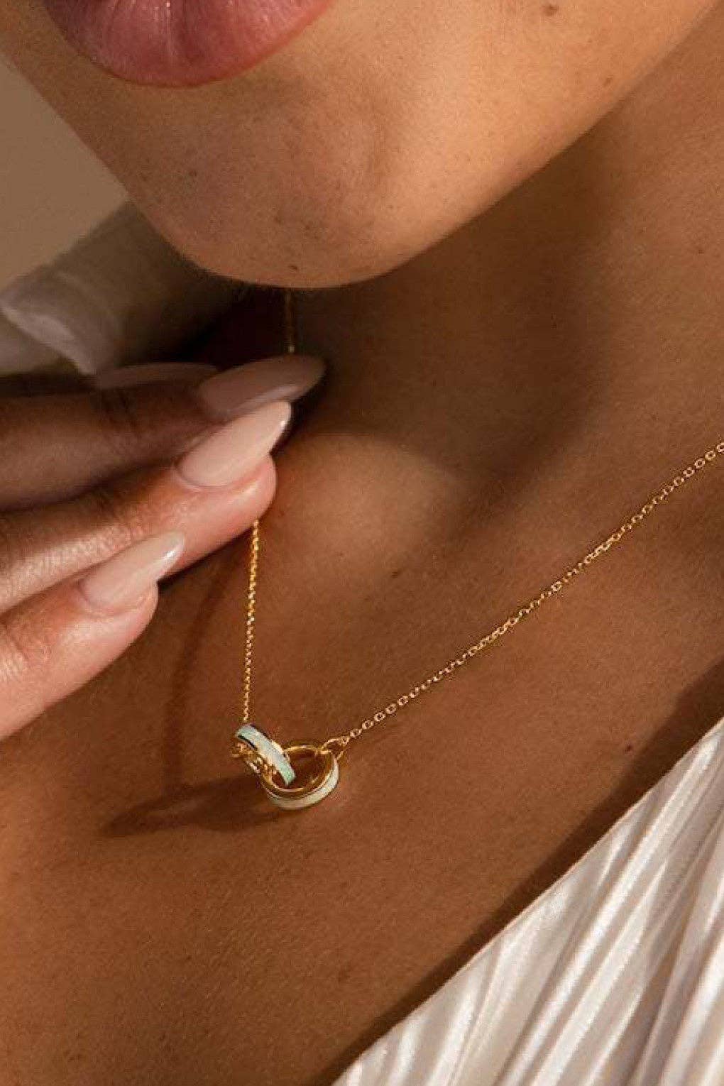 18K Gold Plated Waterproof Stainless Steel Linked Circles Necklace