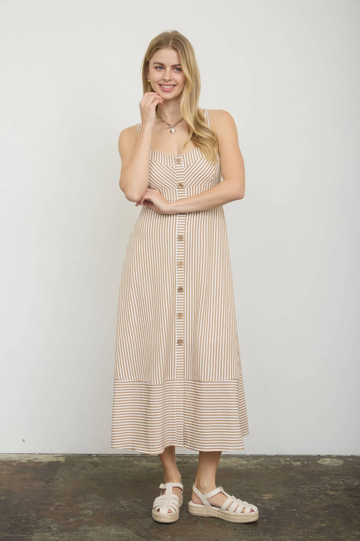 STRIPE SWEETHEART BUTTON DOWN SLEEVELESS MIDI DRESS