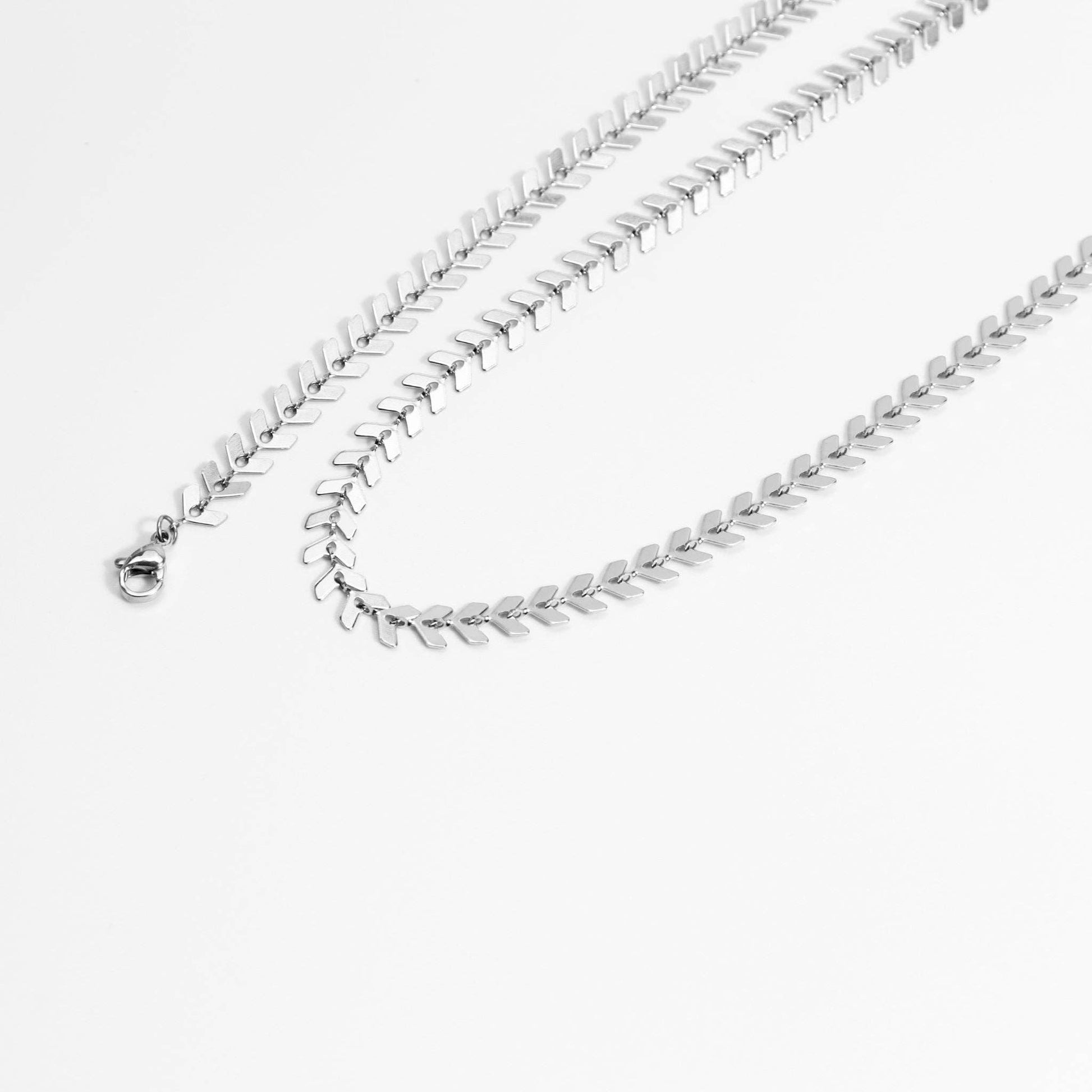 Stainless Steel Chevron Chain Necklace for Women: Gold / 18"+2" Ext