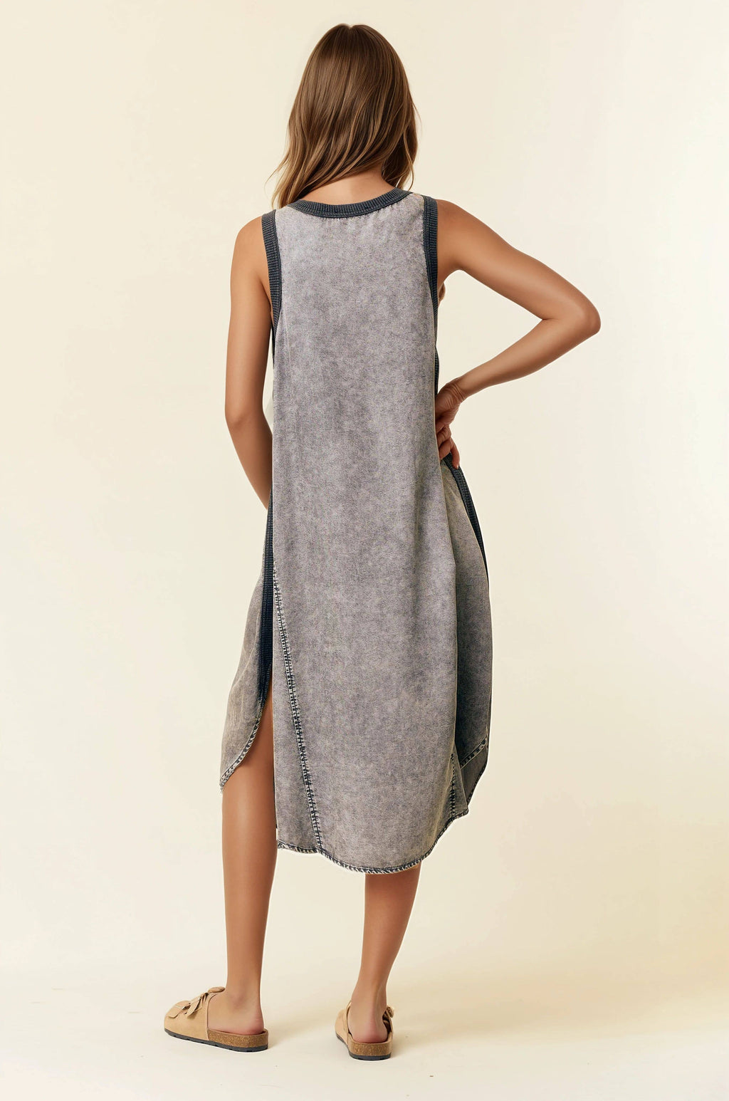 ROUND NECK SLEEVELESS DENIM MIDI DRESS W/ ROUND HEM