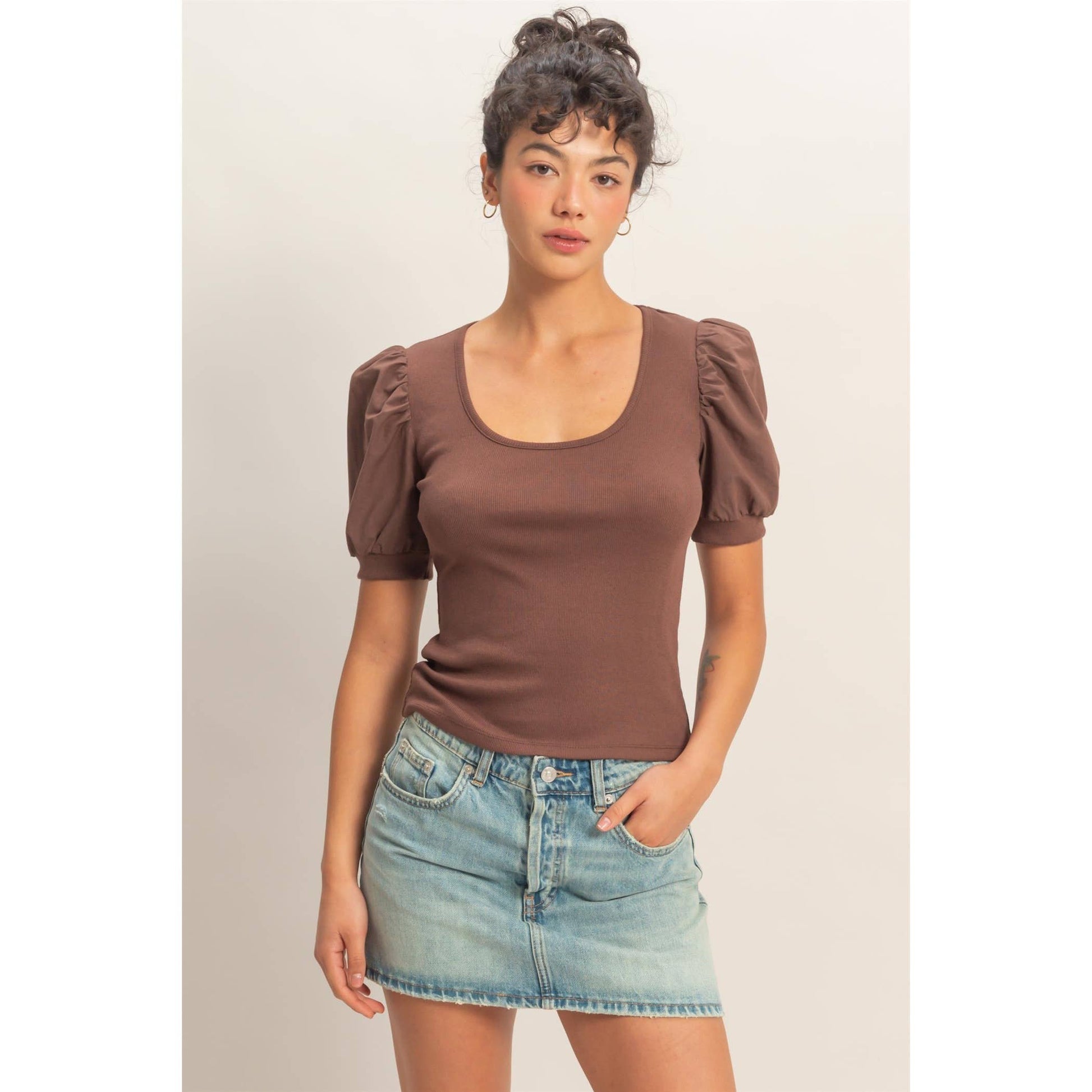 Ribbed Puff Sleeve Scoop Neck Top