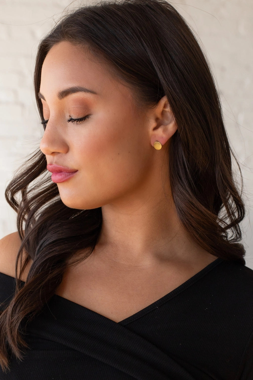 Gold Circle Stud Earrings