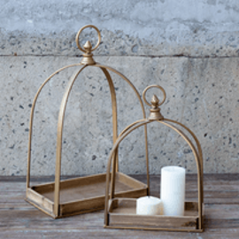 SM WIDE GOLD METAL WOOD DISPLAYERS