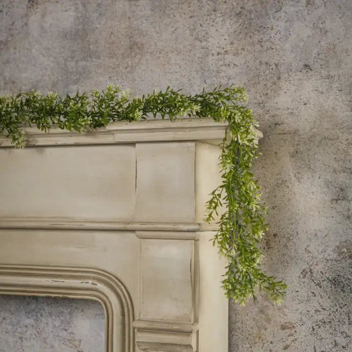 6' New England Boxwood & berries garland