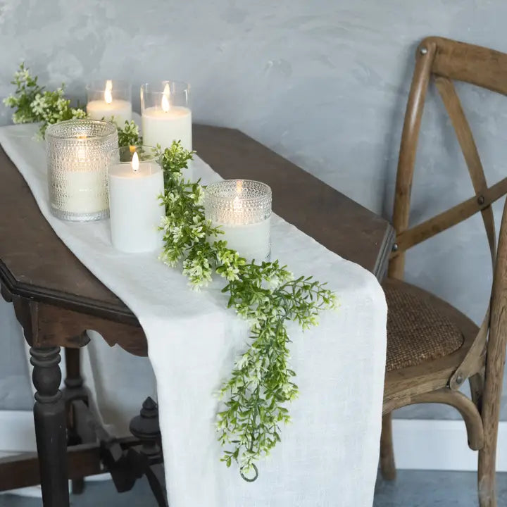6' New England Boxwood & berries garland